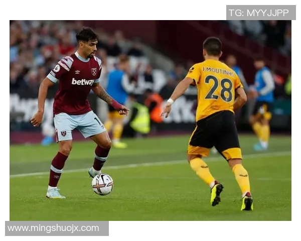 帕奎塔引领新潮流如何在足球场上展现个人魅力与团队协作