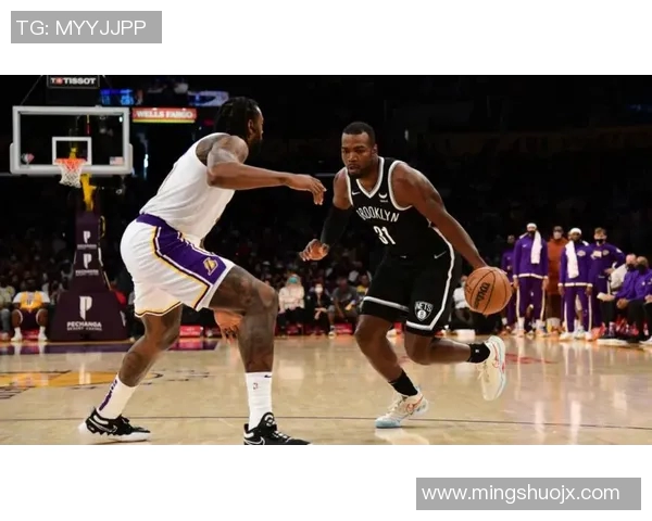 桑坦尼与独立的精彩对决分析及赛季表现全面回顾