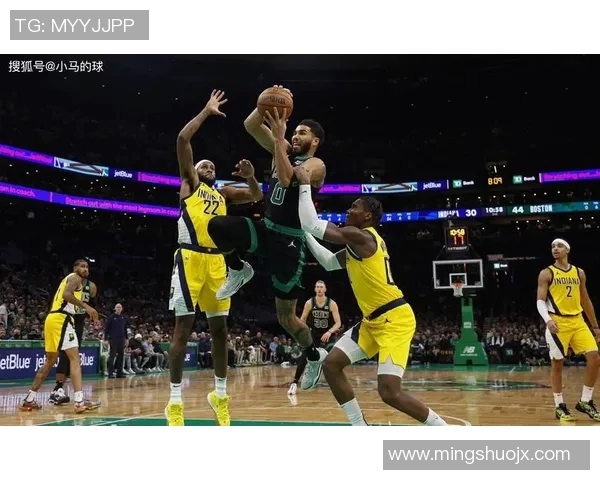 森林狼与金州勇士激战正酣谁能在这场对决中笑到最后